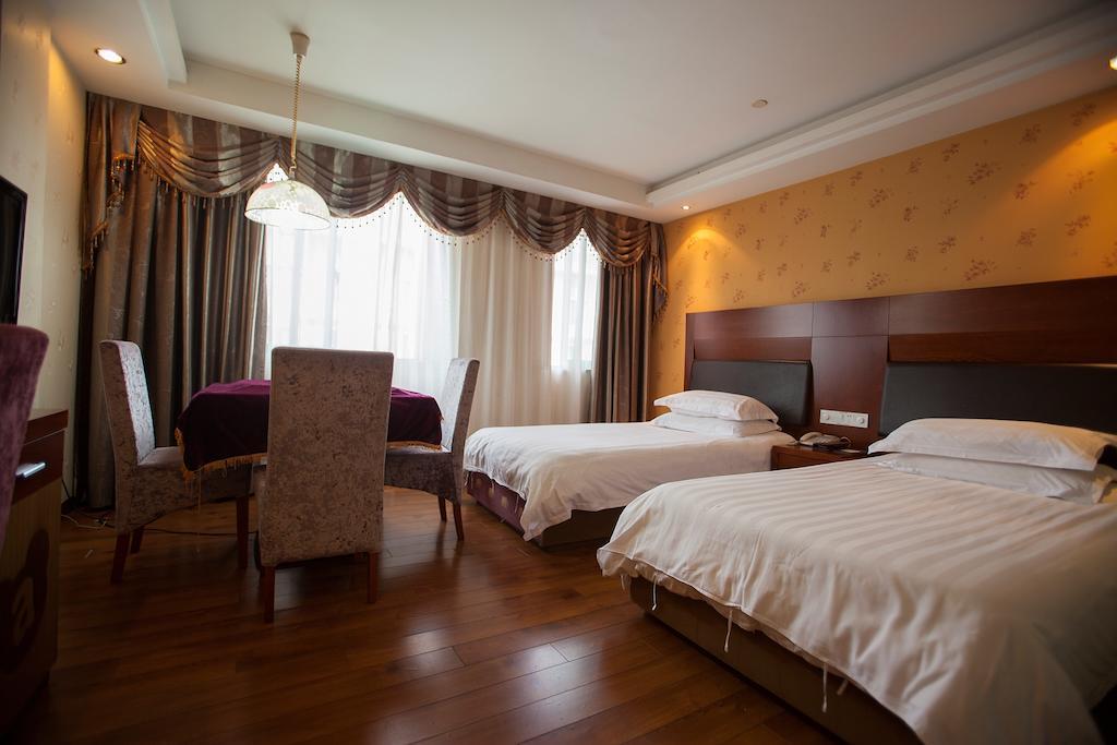 Yiwu Luckbear Hotel Habitación foto