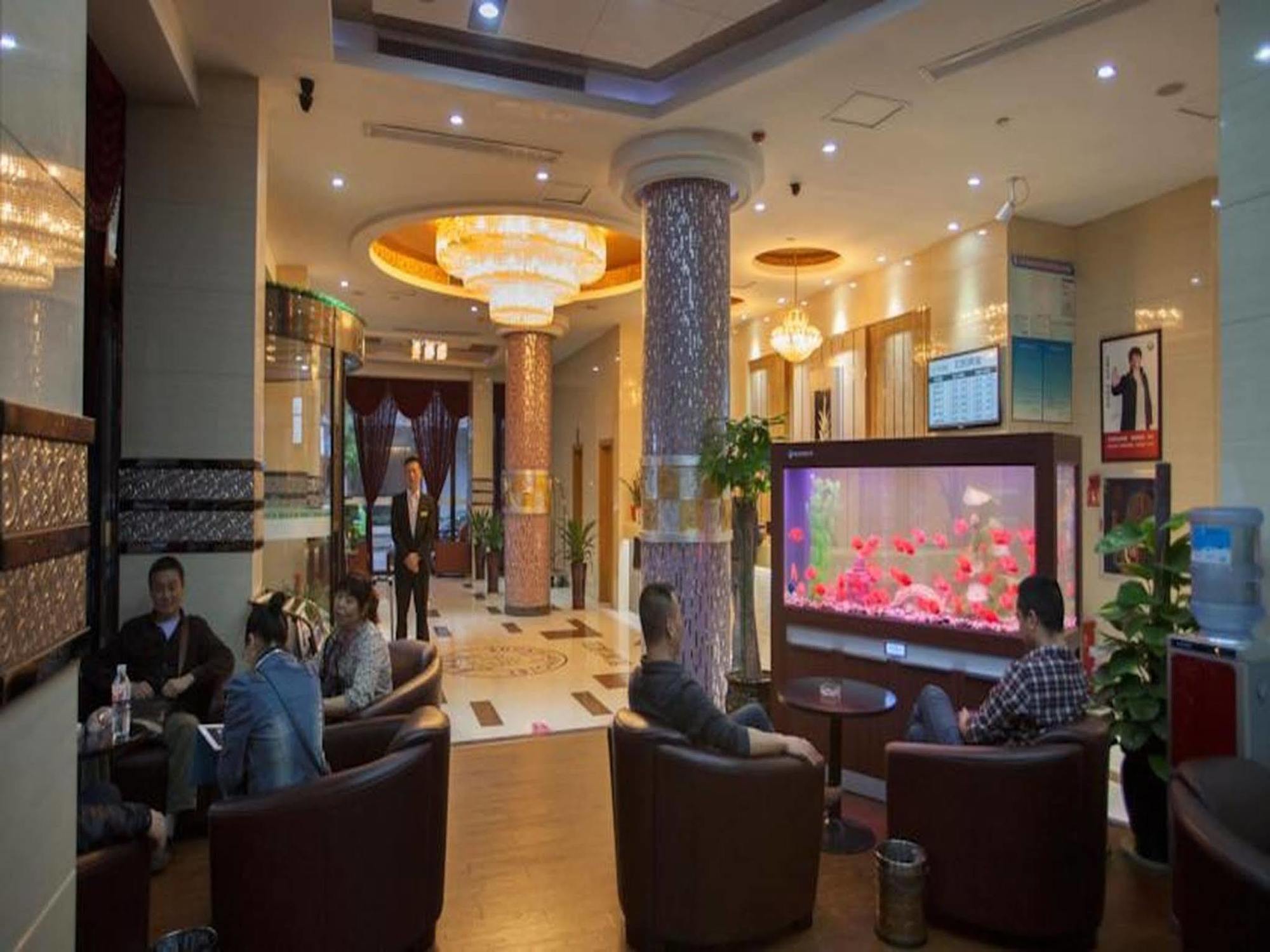 Yiwu Luckbear Hotel Exterior foto